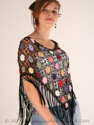 B1 Large Flower Crochet Poncho, Black Mixed